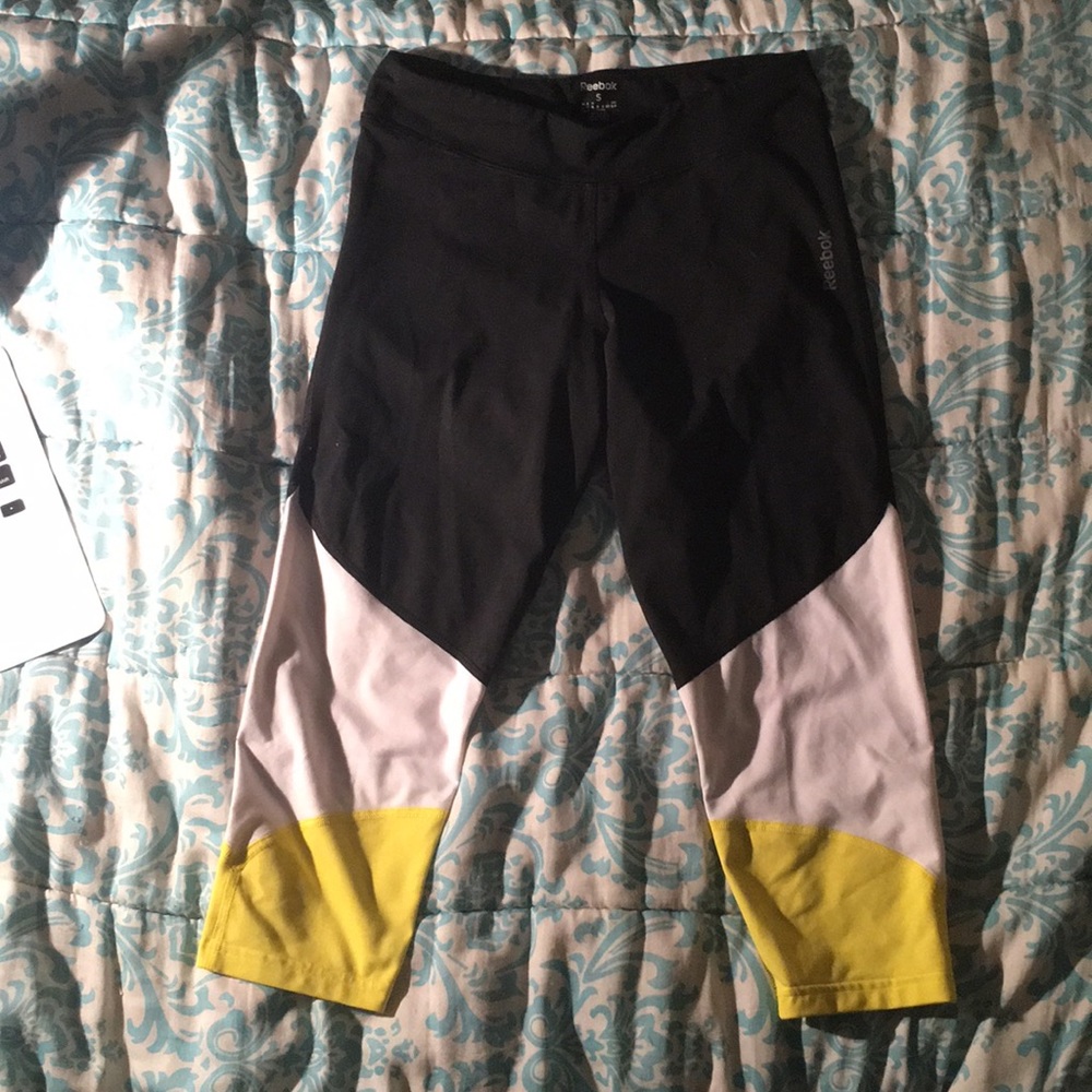 Reebok Playdry Workout Capri Leggings